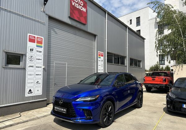Lexus_RX500h_Performance_autovision_02